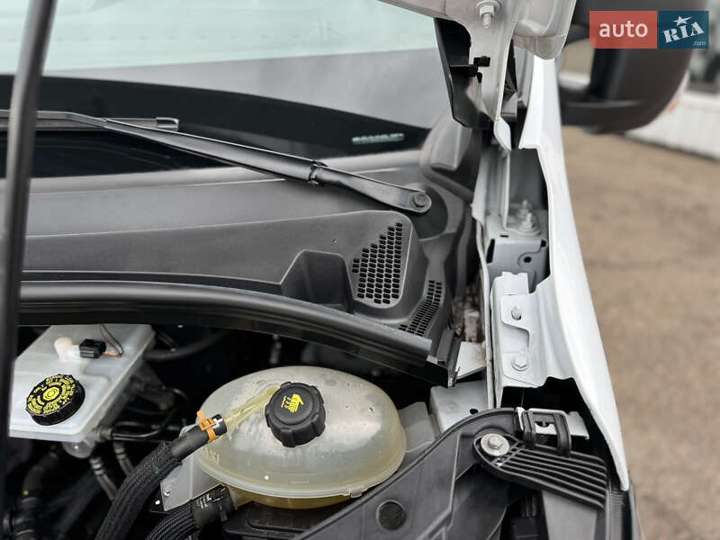 Грузовой фургон Renault Master 2021 в Киеве