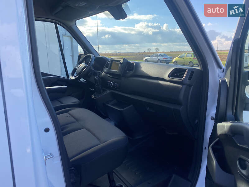 Вантажний фургон Renault Master 2022 в Луцьку