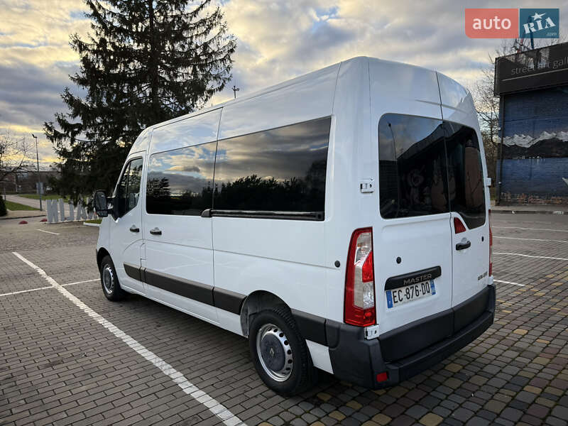 Минивэн Renault Master 2016 в Луцке