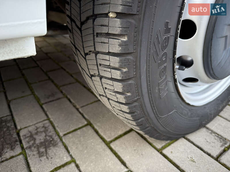 Минивэн Renault Master 2016 в Луцке