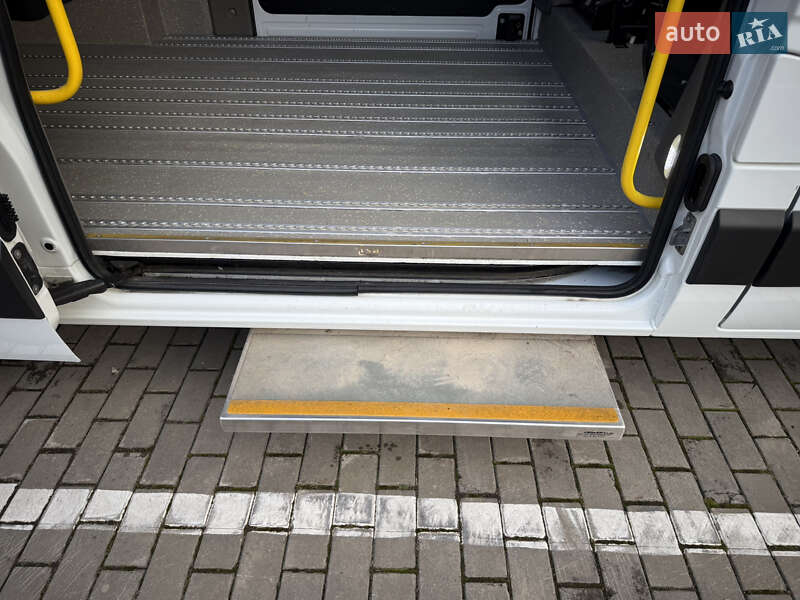 Минивэн Renault Master 2016 в Луцке