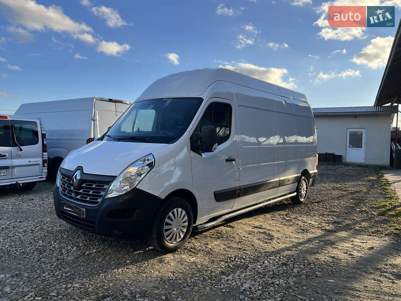 Вантажопасажирський фургон Renault Master 2018 в Львові