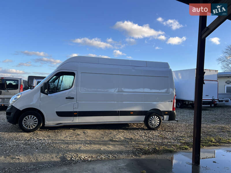 Вантажопасажирський фургон Renault Master 2018 в Львові