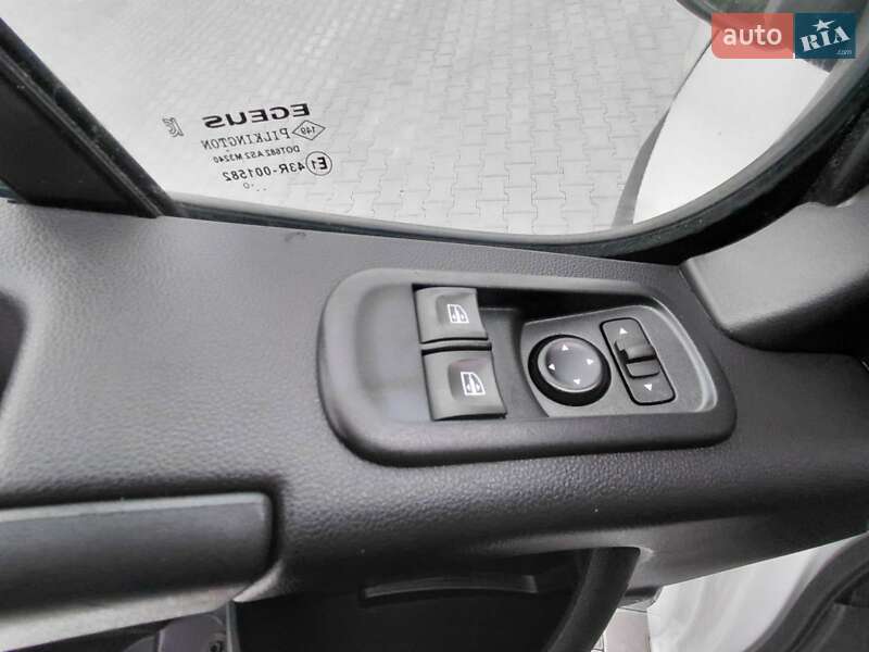Тентований Renault Master 2021 в Києві фото 37 Тентований Renault Master 2021 в Києві