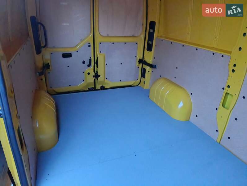 Вантажний фургон Renault Master 2021 в Києві фото 47 Вантажний фургон Renault Master 2021 в Києві