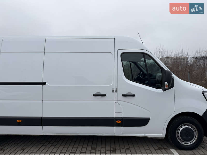 Грузовой фургон Renault Master 2022 в Дубно