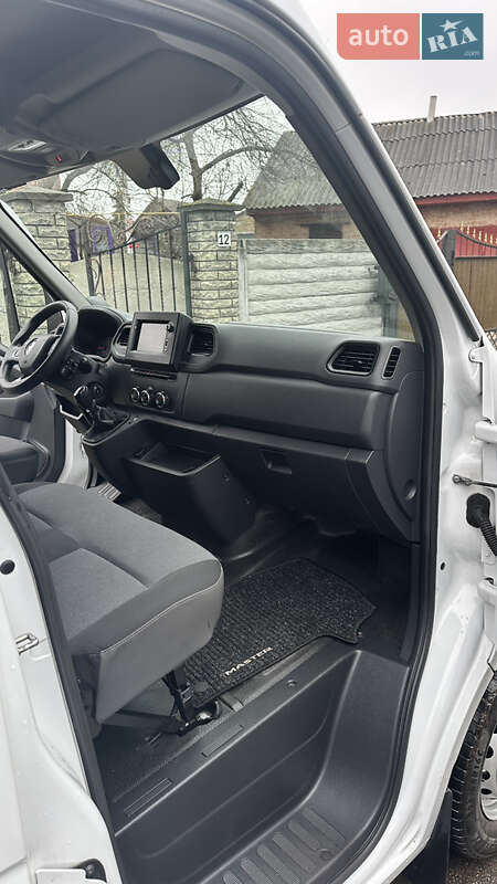 Грузовой фургон Renault Master 2020 в Луцке