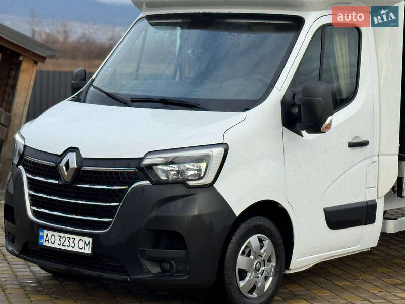 Тентованый Renault Master 2020 в Иршаве