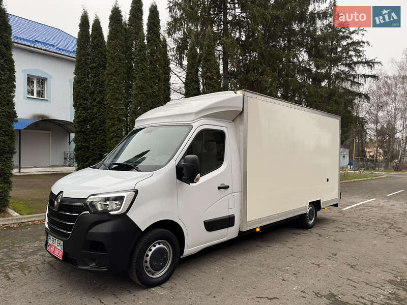 Грузовой фургон Renault Master 2021 в Корце