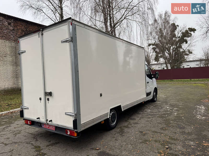 Грузовой фургон Renault Master 2021 в Корце
