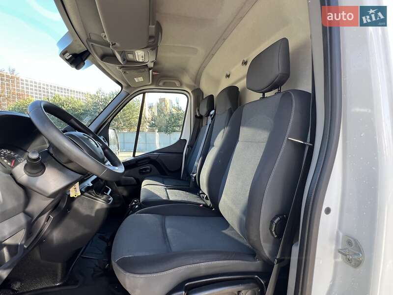 Грузовой фургон Renault Master 2020 в Луцке