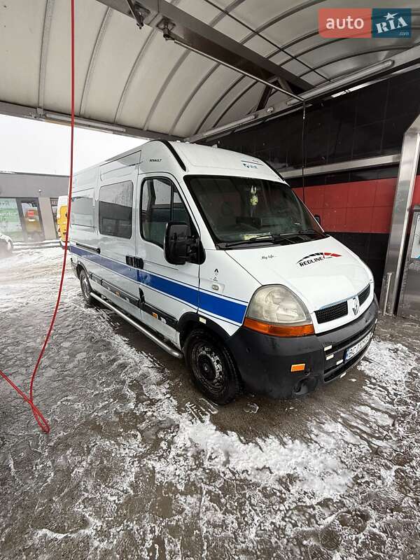 Мінівен Renault Master 2004 в Львові фото Мінівен Renault Master 2004 в Львові