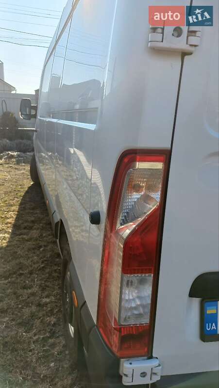 Мікроавтобус вантажний (до 3,5т) Renault Master 2018 в Бердичеві