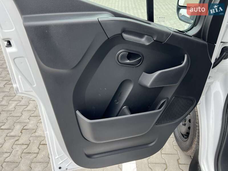 Тентованый Renault Master 2021 в Днепре