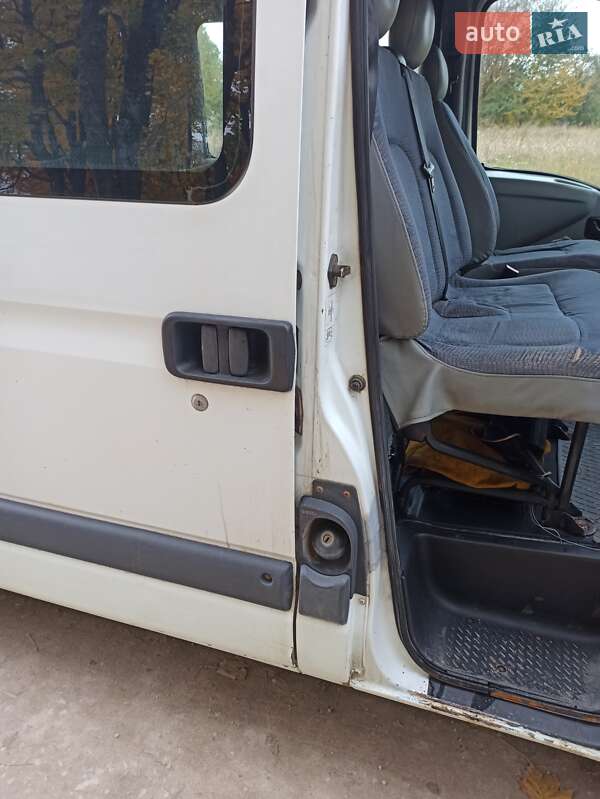 Минивэн Renault Master 2002 в Тернополе