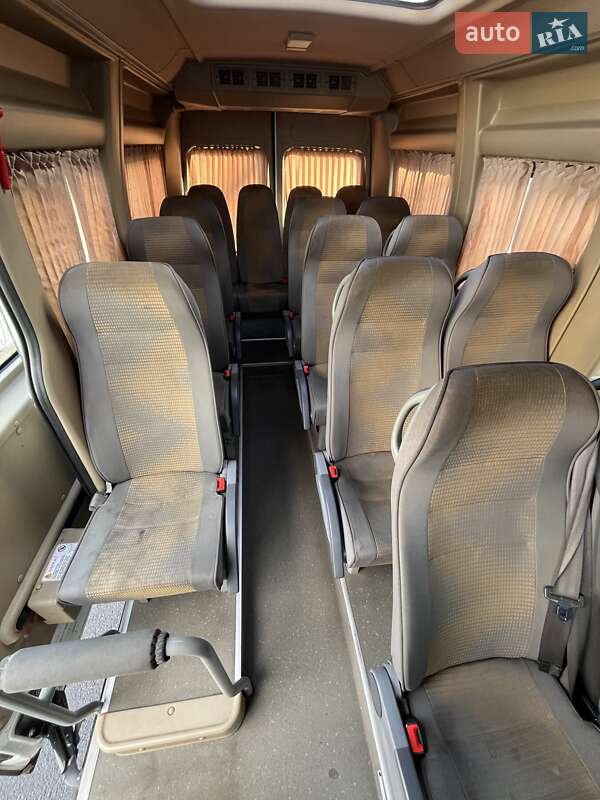 Микроавтобус Renault Master 2018 в Киеве