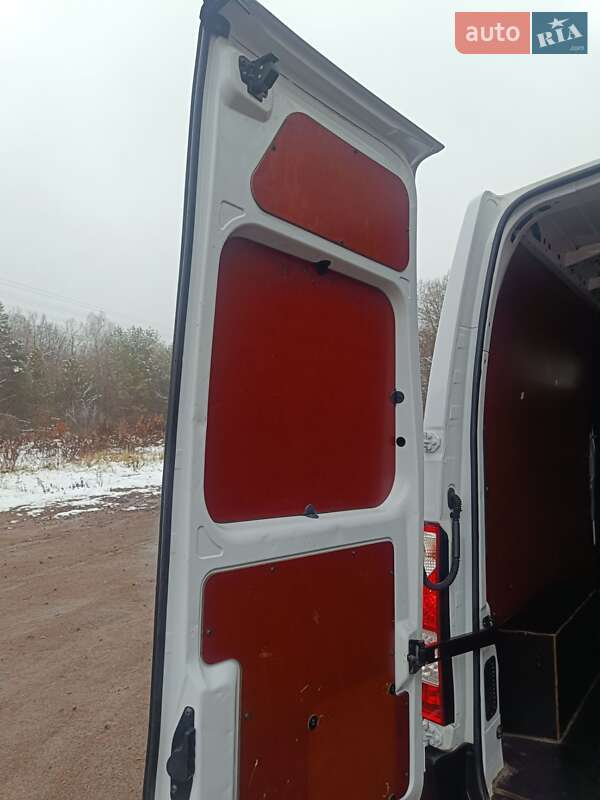 Вантажопасажирський фургон Renault Master 2018 в Дубні