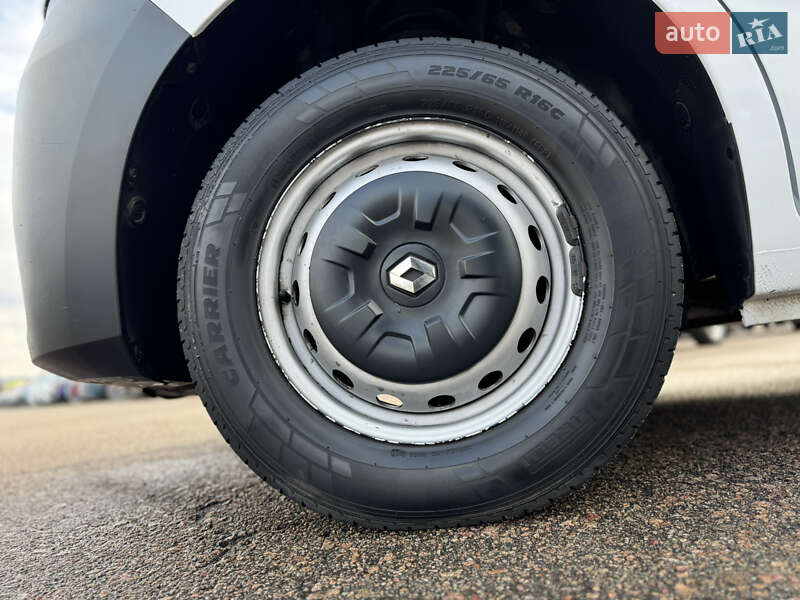 Вантажний фургон Renault Master 2020 в Києві