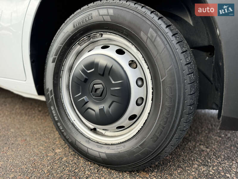 Вантажний фургон Renault Master 2020 в Києві
