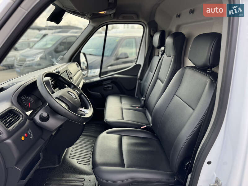 Вантажний фургон Renault Master 2020 в Києві