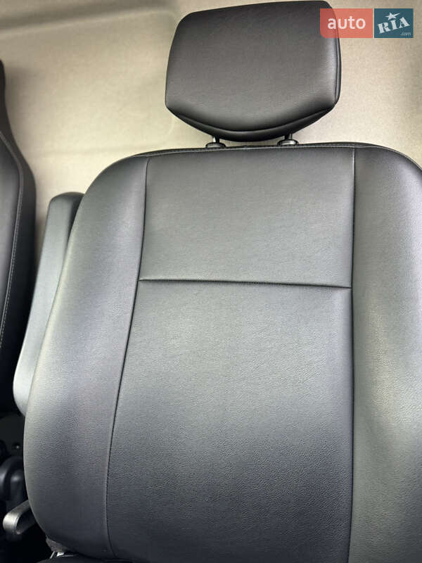 Вантажний фургон Renault Master 2020 в Києві