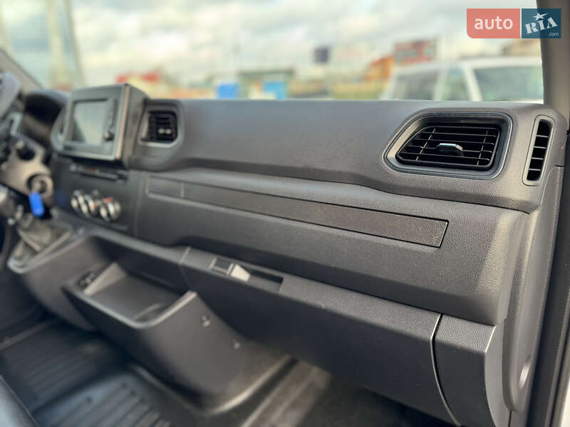 Вантажний фургон Renault Master 2020 в Києві