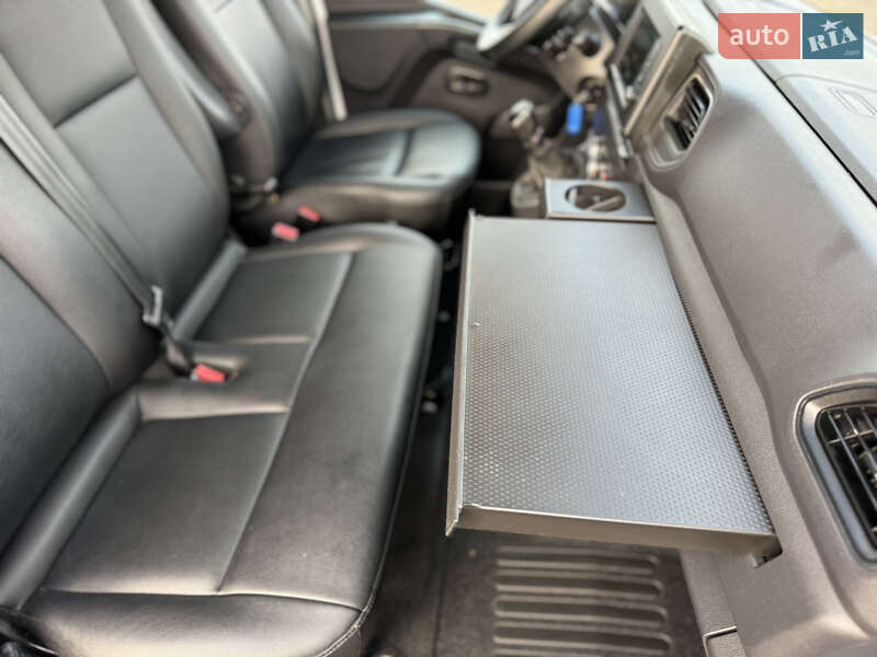 Вантажний фургон Renault Master 2020 в Києві