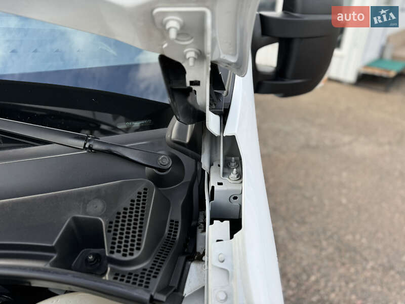 Вантажний фургон Renault Master 2020 в Києві