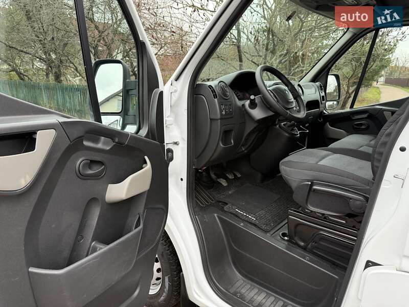 Грузовой фургон Renault Master 2018 в Житомире