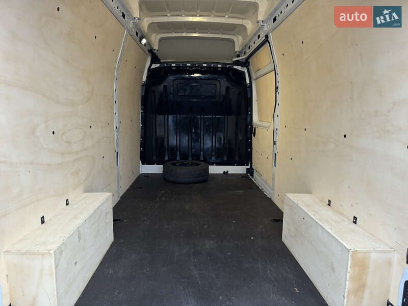 Грузовой фургон Renault Master 2020 в Киеве фото 36 Грузовой фургон Renault Master 2020 в Киеве