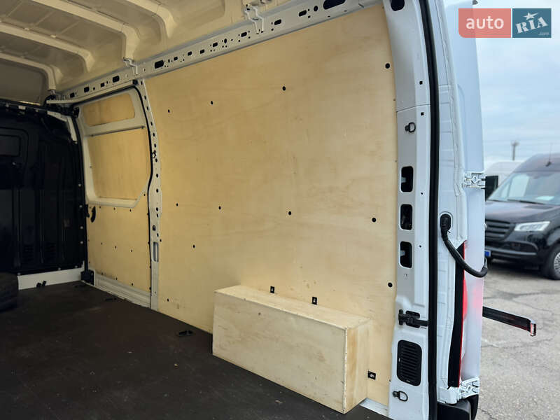 Грузовой фургон Renault Master 2020 в Киеве фото 40 Грузовой фургон Renault Master 2020 в Киеве