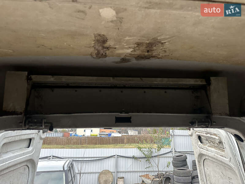 Вантажний фургон Renault Master 2006 в Києві