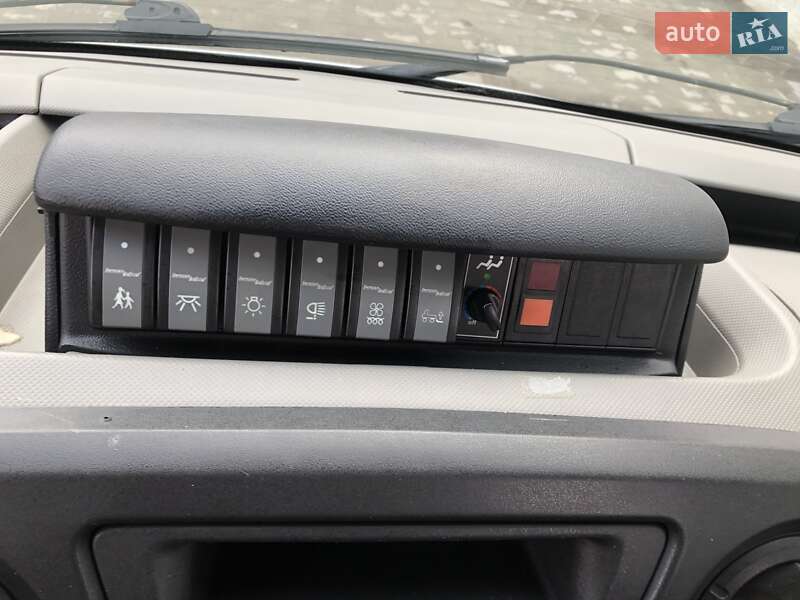 Минивэн Renault Master 2014 в Хмельницком