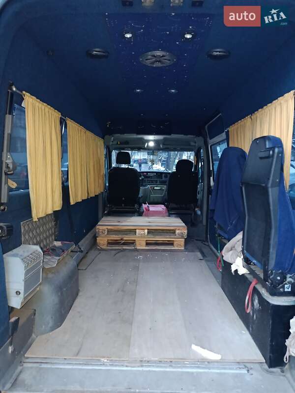 Мінівен Renault Master 2008 в Львові