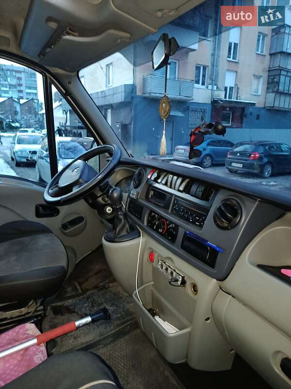 Мінівен Renault Master 2008 в Львові