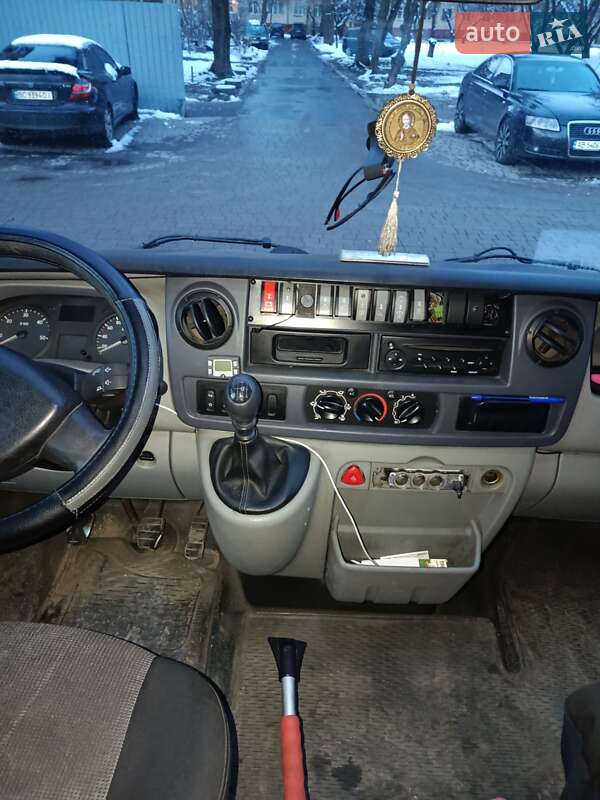 Мінівен Renault Master 2008 в Львові