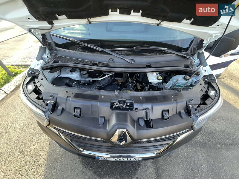 Мікроавтобус вантажний (до 3,5т) Renault Master 2023 в Миколаєві