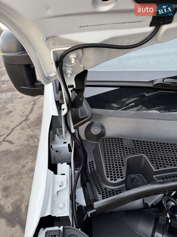 Грузовой фургон Renault Master 2023 в Дубно