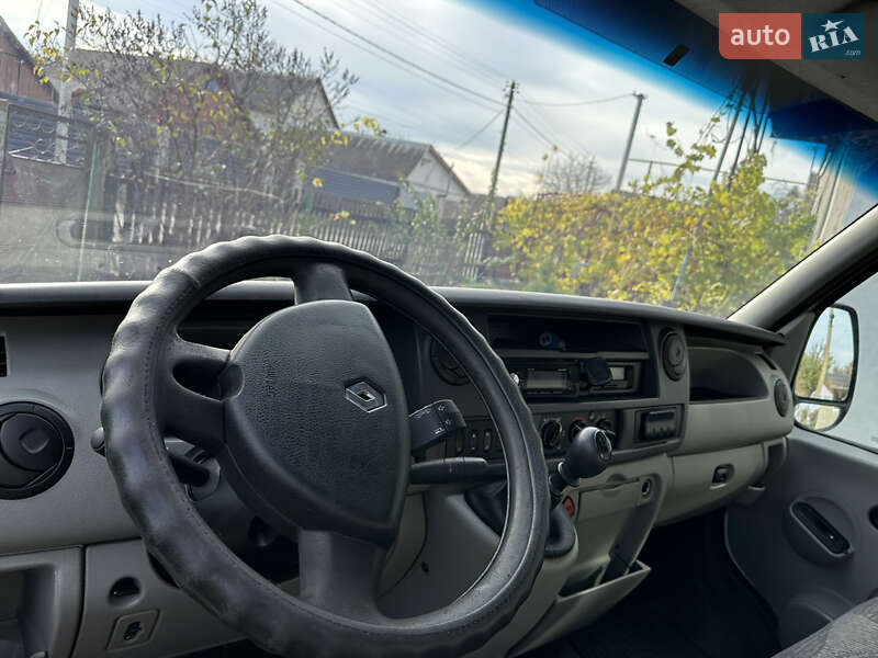 Вантажний фургон Renault Master 2006 в Житомирі