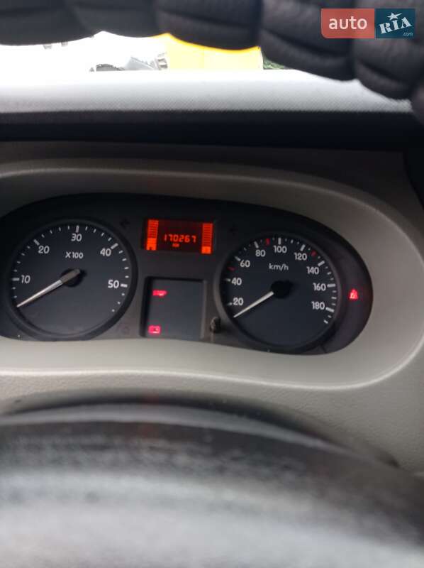 Вантажний фургон Renault Master 2006 в Долинській