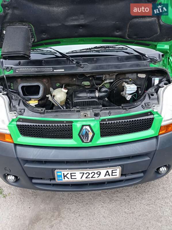 Вантажний фургон Renault Master 2006 в Долинській