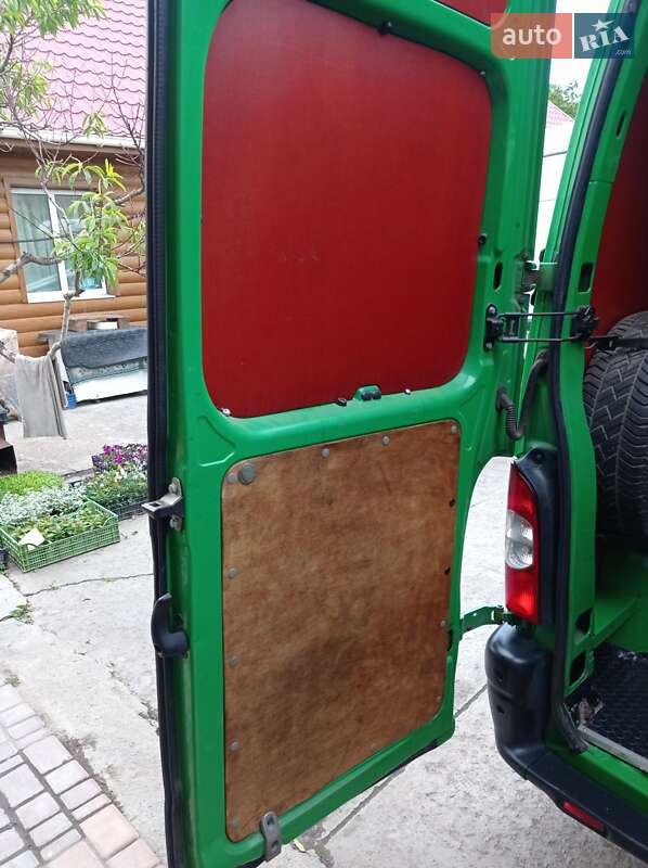 Вантажний фургон Renault Master 2006 в Долинській