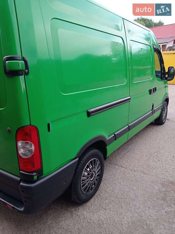 Вантажний фургон Renault Master 2006 в Долинській