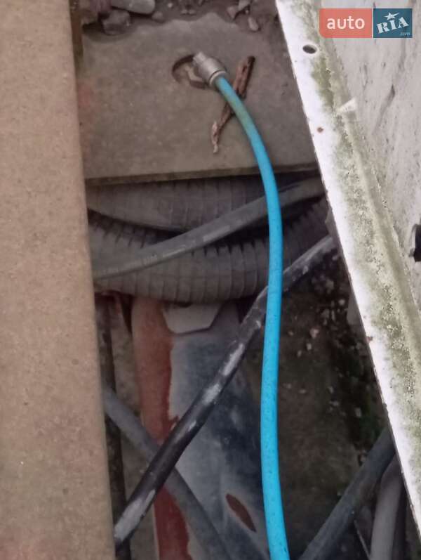 Евакуатор Renault Master 2006 в Чернівцях