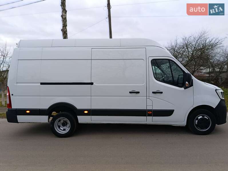 Вантажний фургон Renault Master 2022 в Ковелі