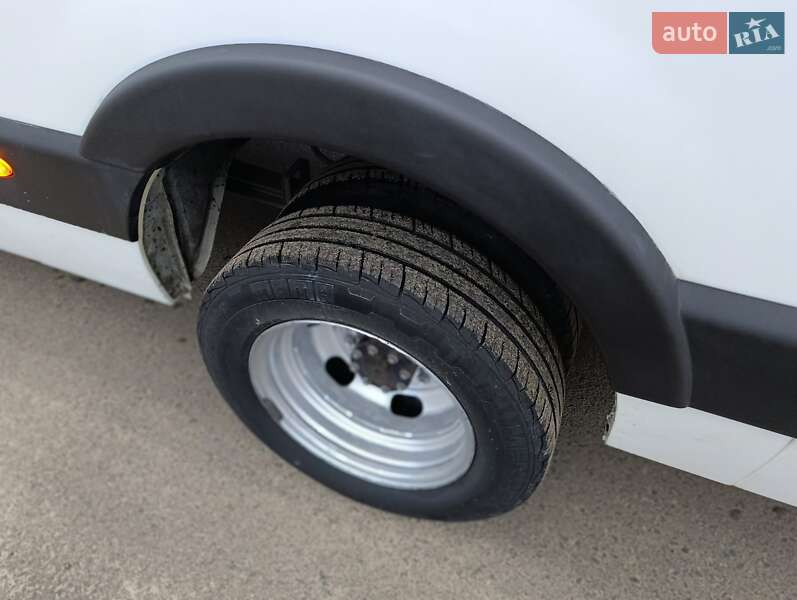 Вантажний фургон Renault Master 2022 в Ковелі