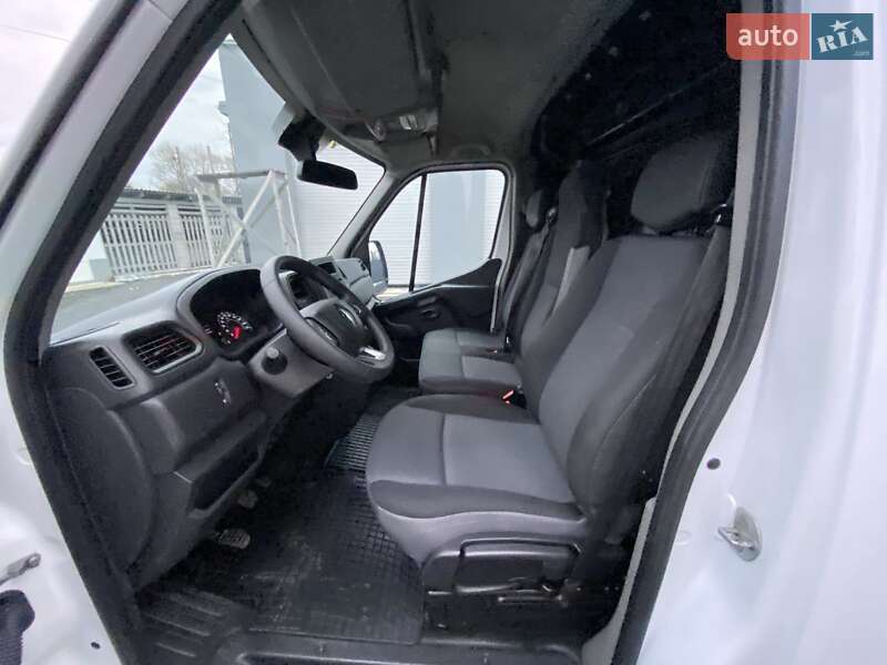 Грузовой фургон Renault Master 2022 в Киеве