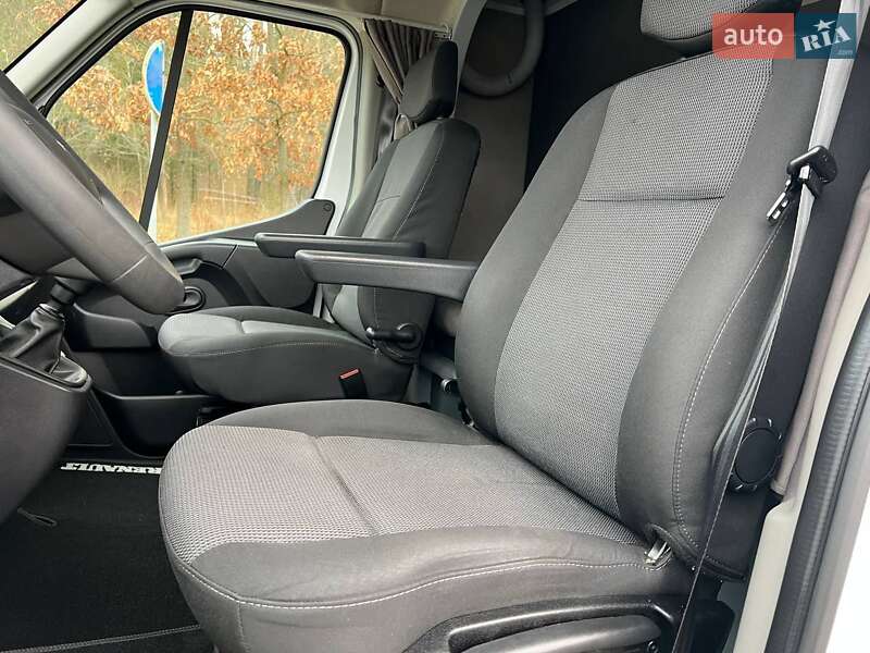 Тентований Renault Master 2023 в Києві