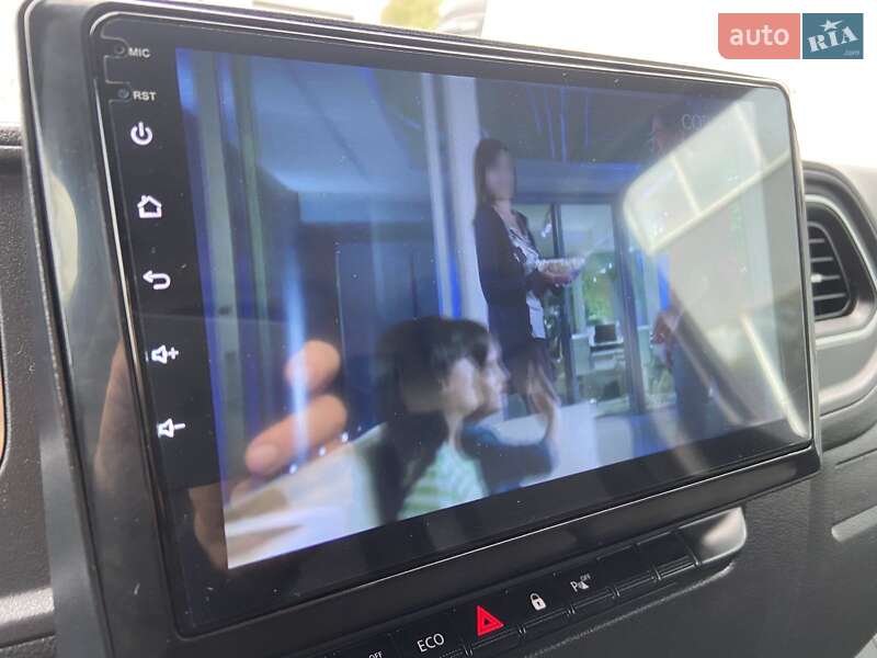 Грузовой фургон Renault Master 2023 в Киеве