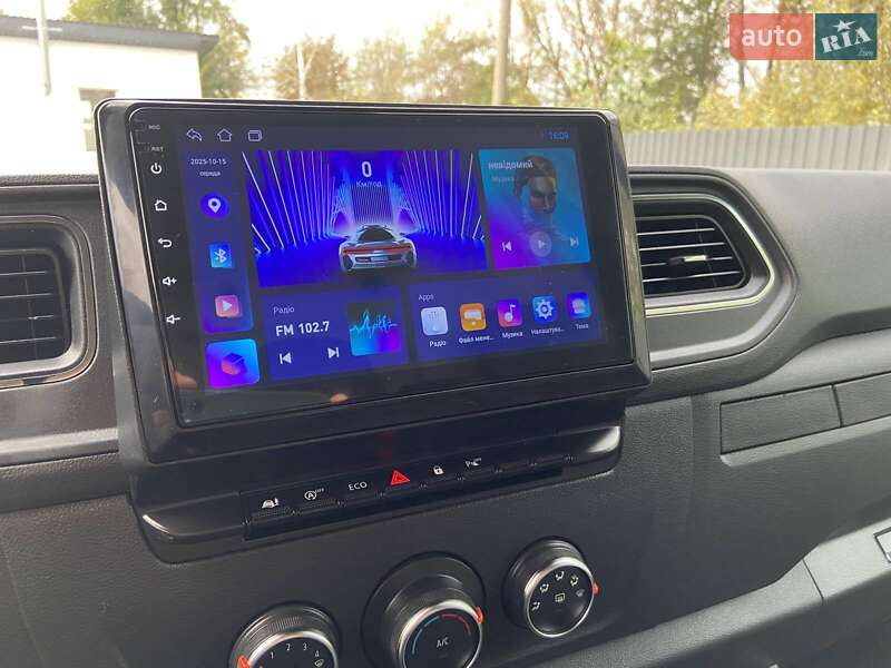 Грузовой фургон Renault Master 2023 в Киеве